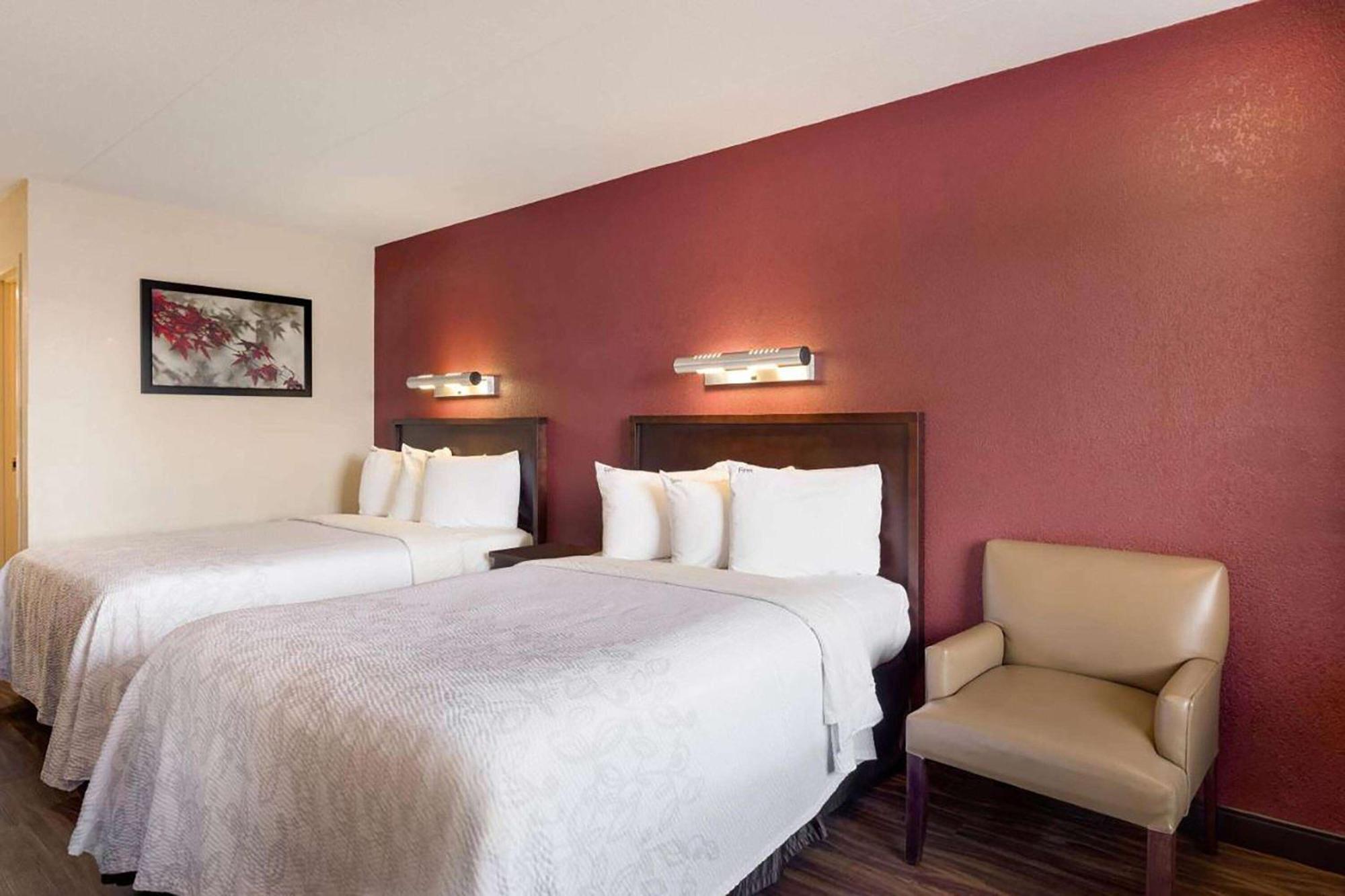 Hotel Super 8 By Wyndham Deerfield - Northbrook Exterior foto